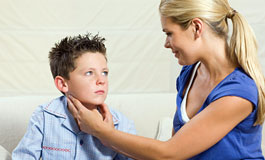 درمان خانگی عفونت گلو و دهان