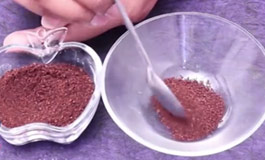 ماسک پودر قهوه، آرد برنج، عسل